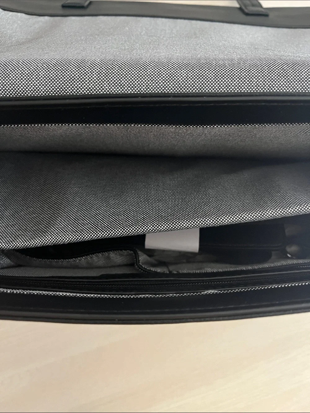 Ted Baker Irvine Pebbled Magnetic Snap Messenger Bag - Picture 12 of 14